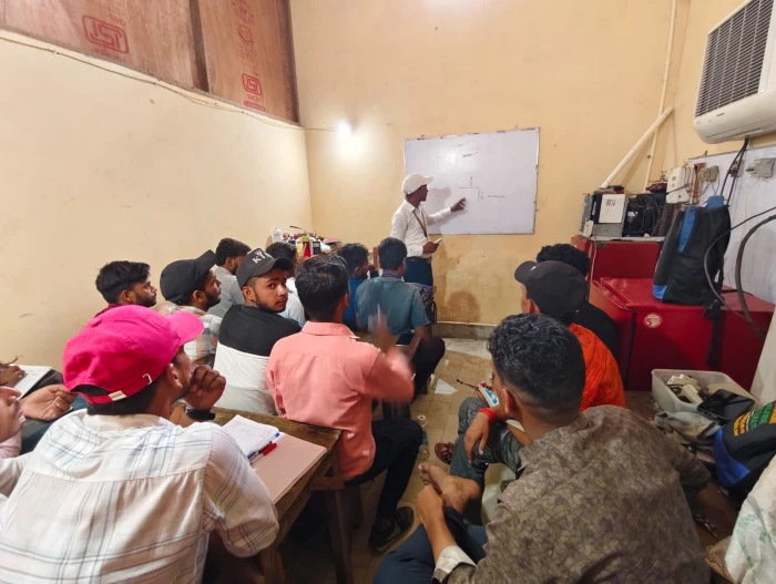 Gallery UMA TECHNICAL & SAFETY INSTITUTE